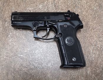 Pistolet samopowtarzalny Beretta Mod. 8000 Cougar F kal. 9x19 mm - używany, kat. B5