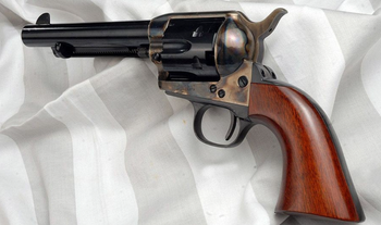 Rewolwer czarnoprochowy Hege-Uberti Colt Cattleman Peacemaker Steel 1873 kal. .44 lufa 5,5"